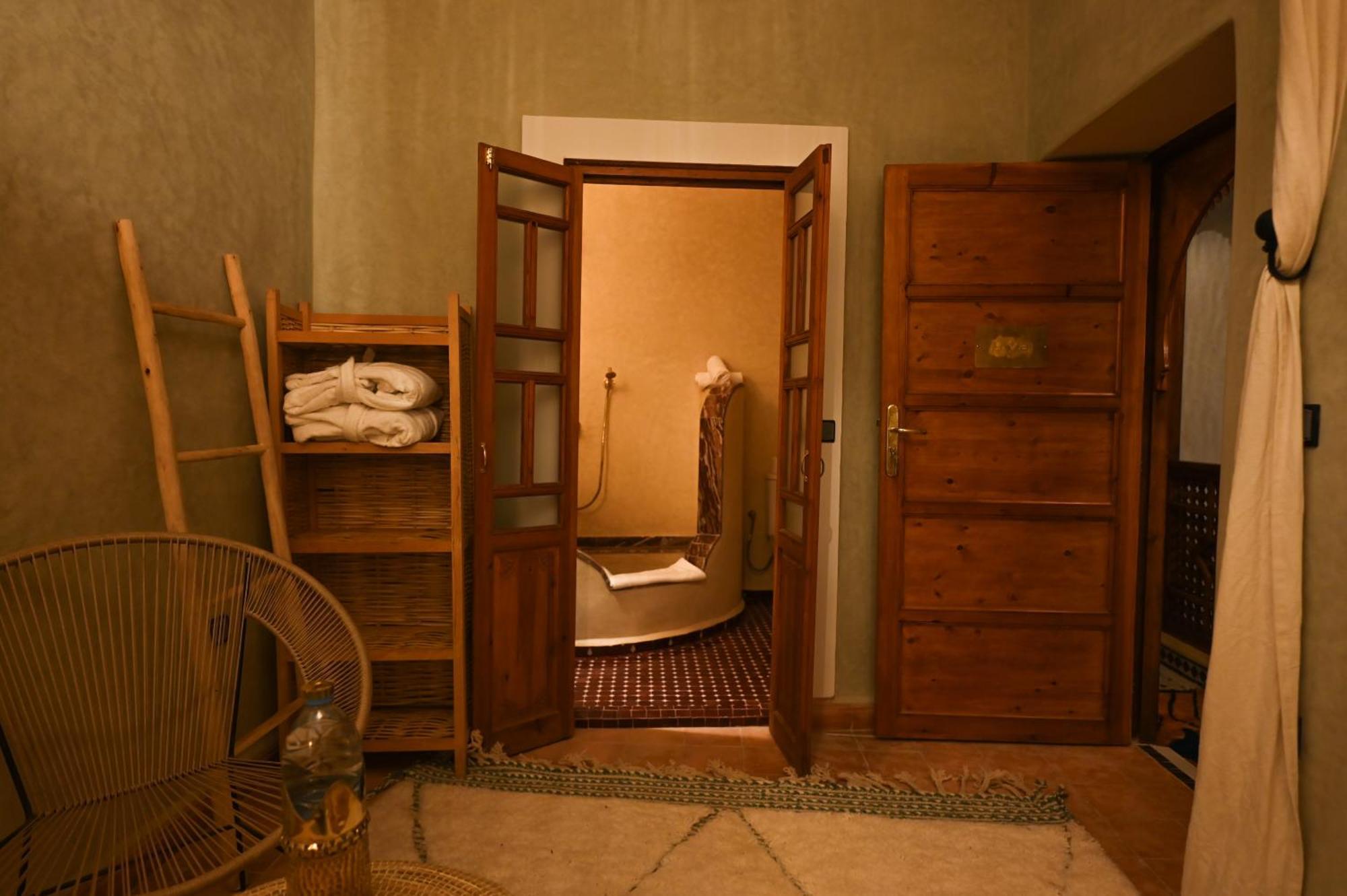 Riad Chez Henriette Marrakesch Exterior foto