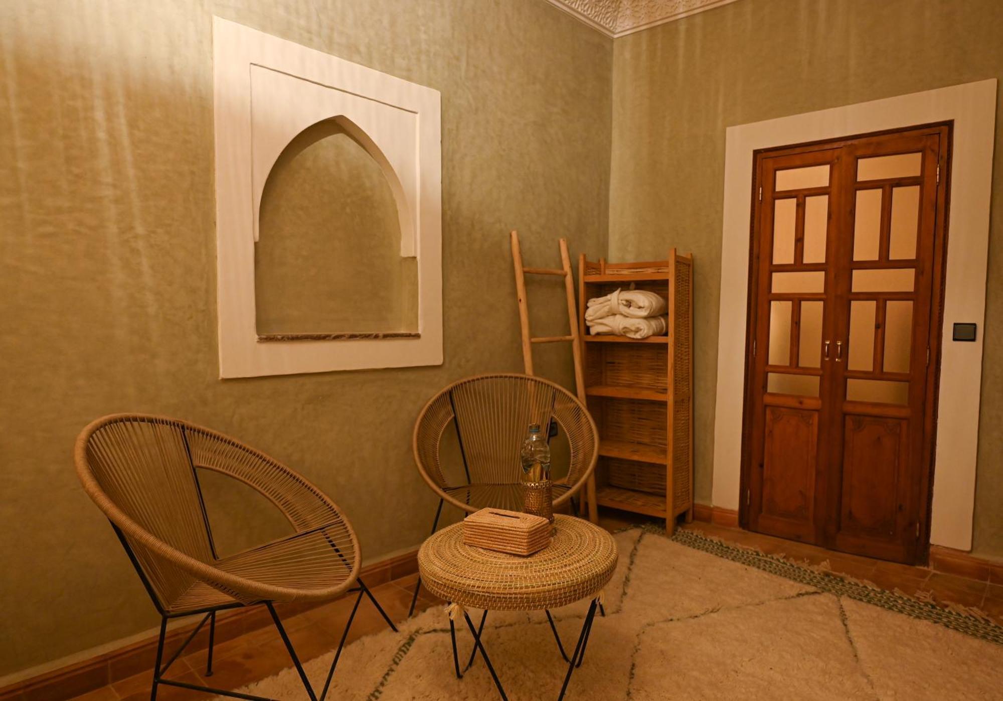 Riad Chez Henriette Marrakesch Exterior foto